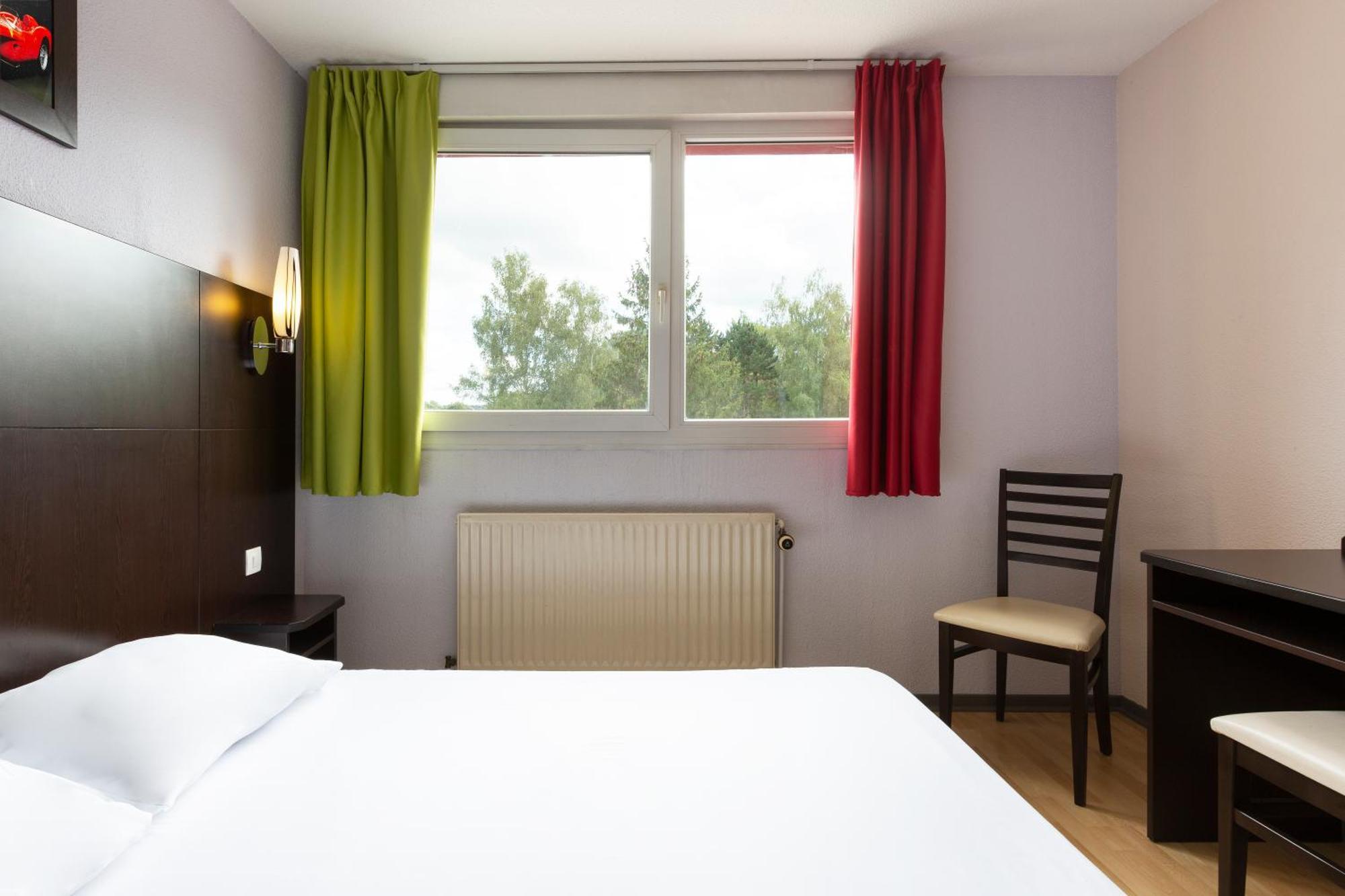 Hotel Enzo Vittel-bulgneville Restaurant Le Pit Stop